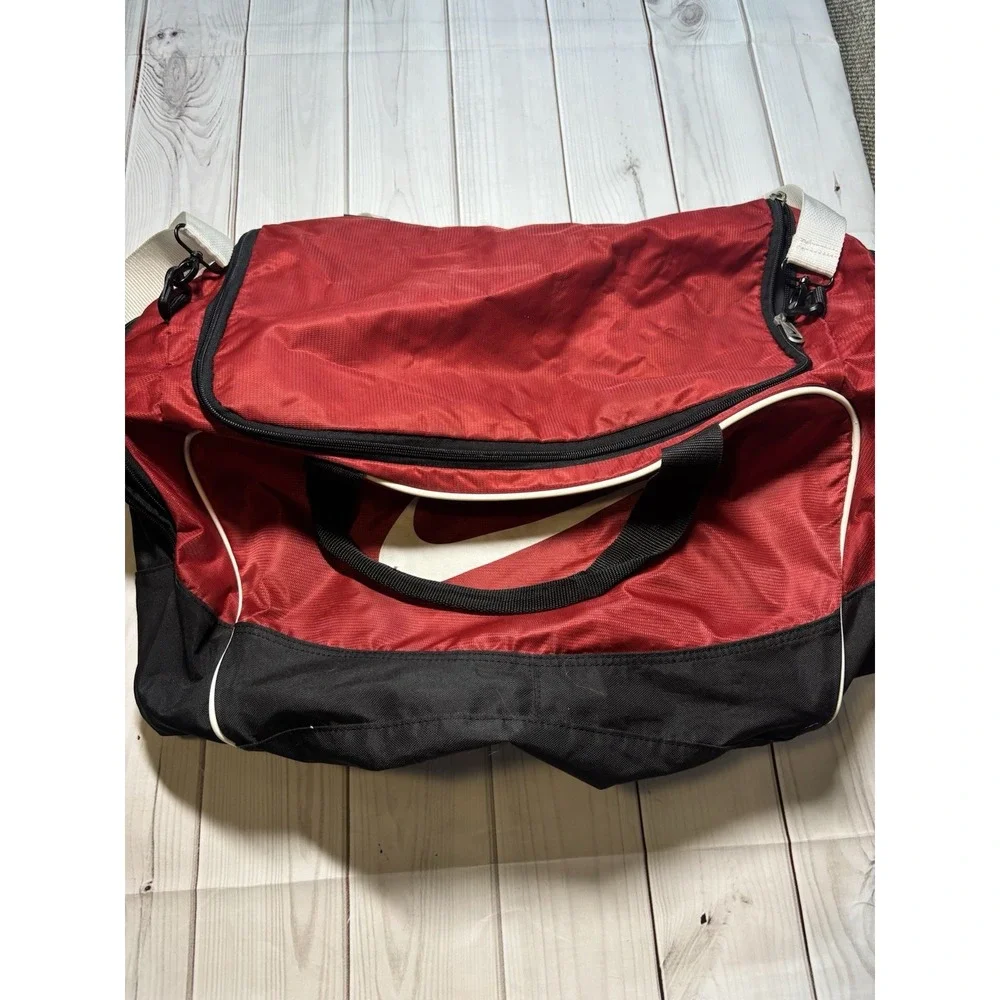 Nike Large Red Black Duffel Bag Swoosh Gym Sports Travel